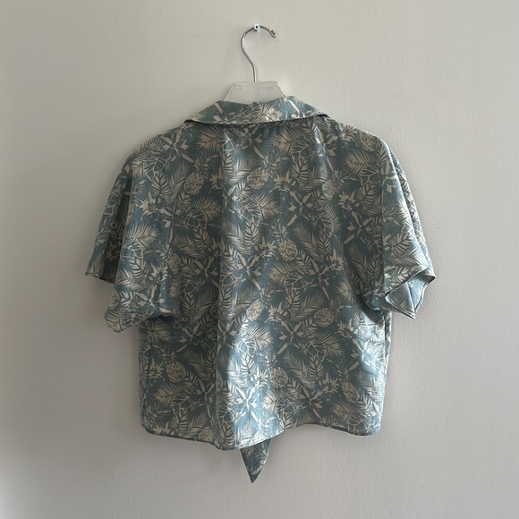MOD REF BUTTON UP/TIE FRONT SHIRT size L - Picture 5 of 5
